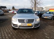 Volkswagen Touareg 3