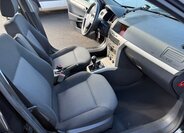 Opel Astra Hatchback 1,6 l 85 kw