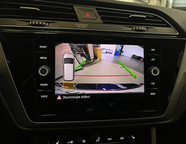 Volkswagen Touran MPV 1,5 l 110 kw