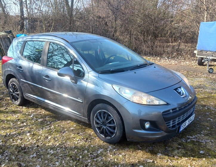 Peugeot 207 Kombi 1,4 l 54 kw