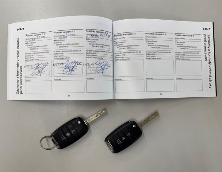 KIA Stonic Hatchback 1,2 l 61 kw