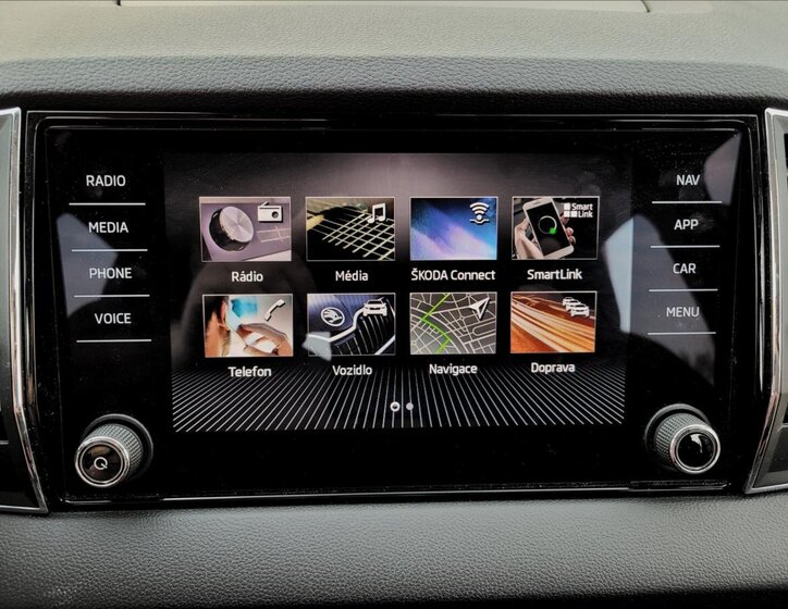 Škoda Karoq SUV / Terénní 1,6 l 85 kw