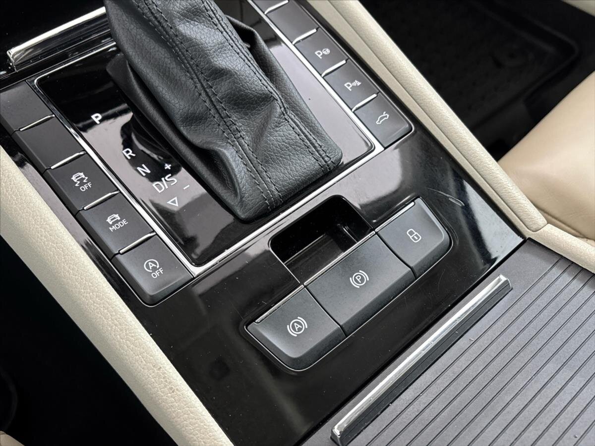 Škoda Superb Liftback 2,0 l 206 kw