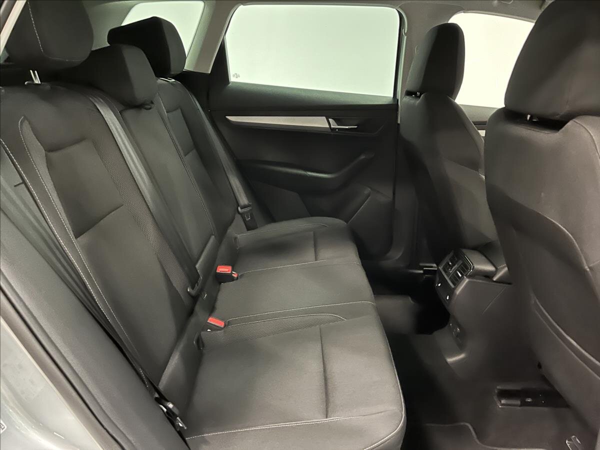 Škoda Karoq SUV 1,5 l 110 kw