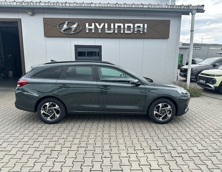 Hyundai i30 4