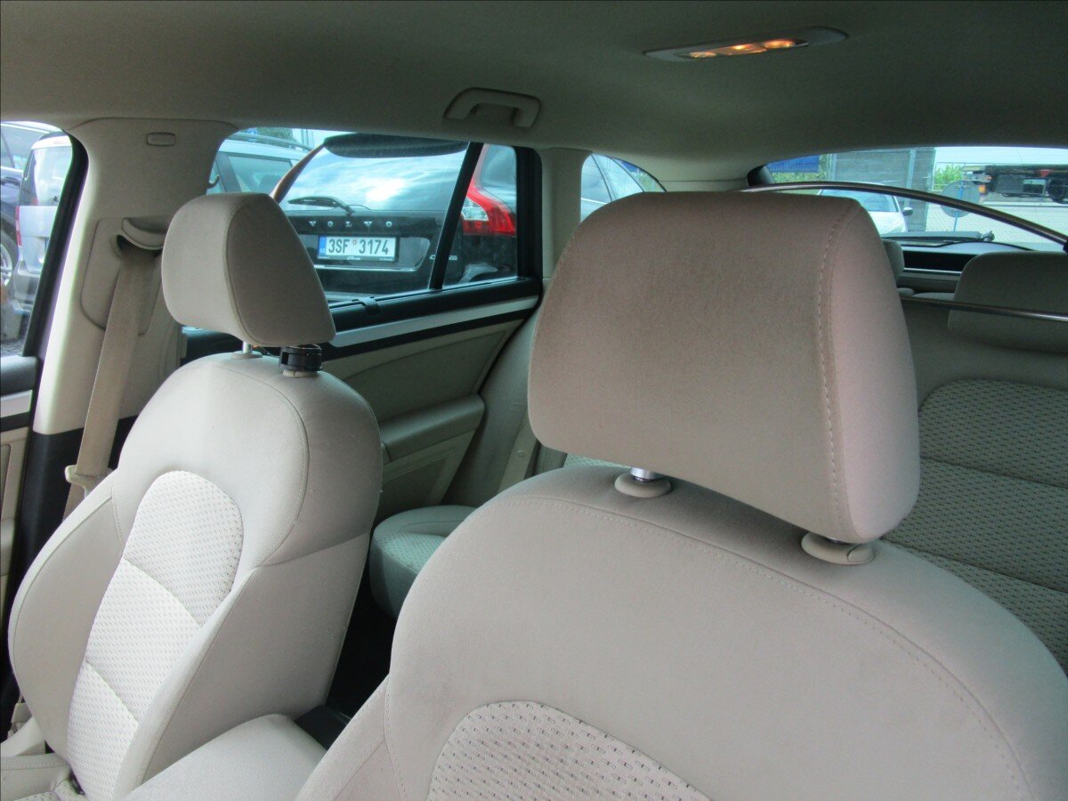 Škoda Superb Kombi 2,0 l 125 kw