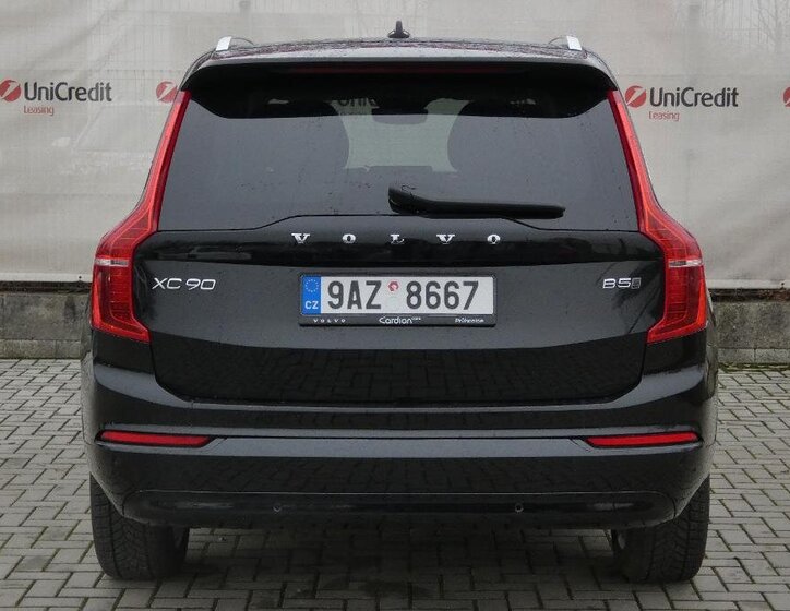 Volvo XC90 4