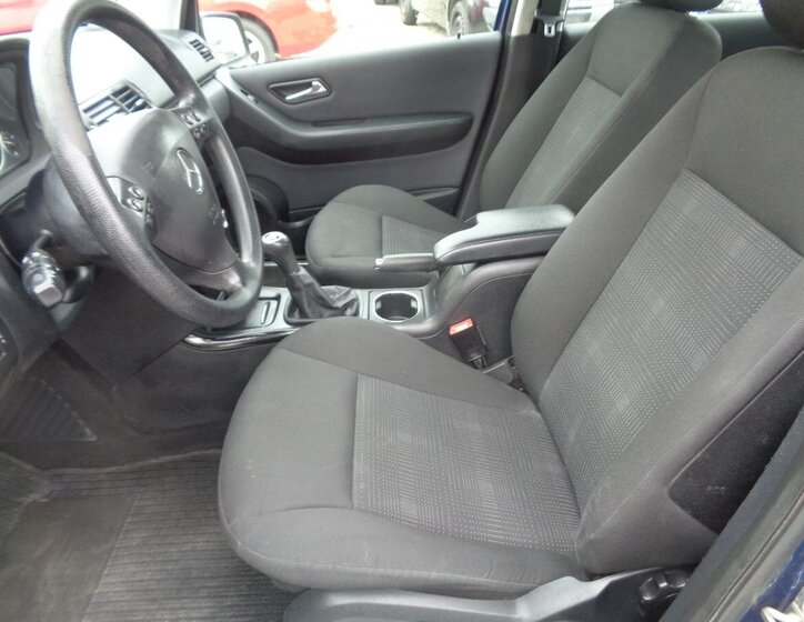 Mercedes-Benz Třídy A Hatchback 2,0 l 80 kw