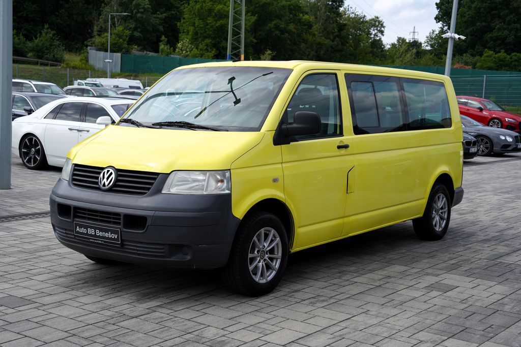 Volkswagen Caravelle