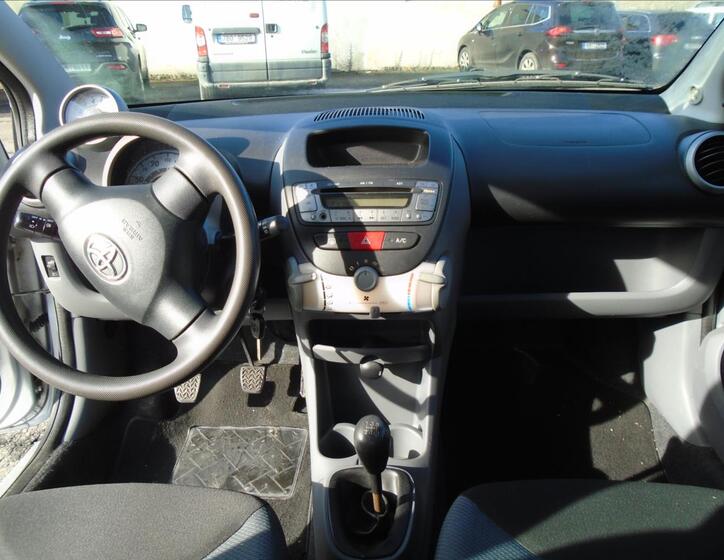 Toyota Aygo Hatchback 998,0 50 kw