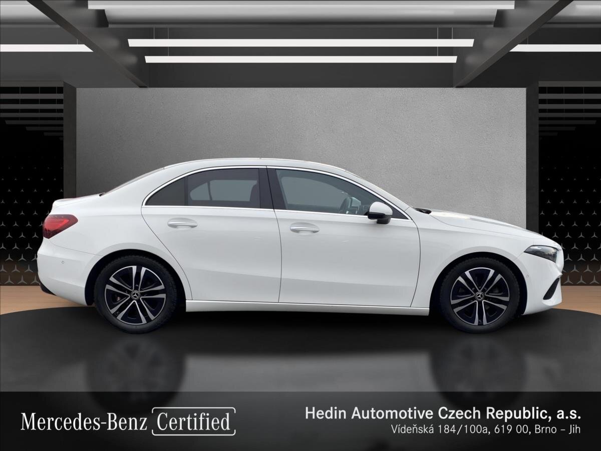 Mercedes-Benz Třídy A Sedan 1,3 l 100 kw