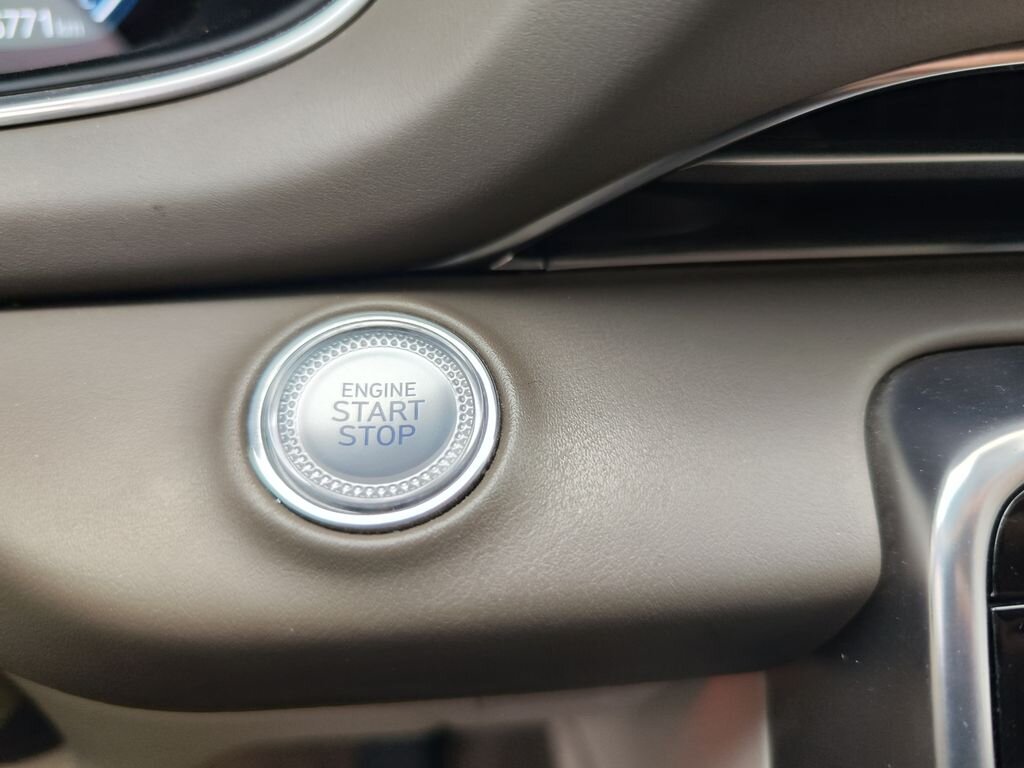 Ostatní Ostatní SUV 3,5 l 279 kw