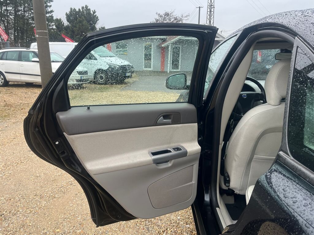 Volvo S40 Sedan 1,6 l 84 kw