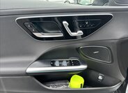 Mercedes-Benz Třídy C Sedan / Limuzína 2,0 l 145 kw