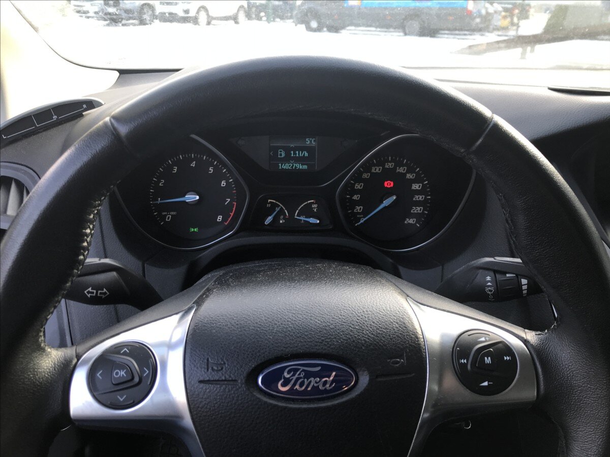 Ford Focus Kombi 998,0 92 kw