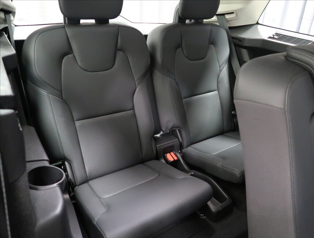 Volvo XC90 SUV / Terénní 2,0 l 184 kw