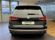 Volkswagen Touareg 5