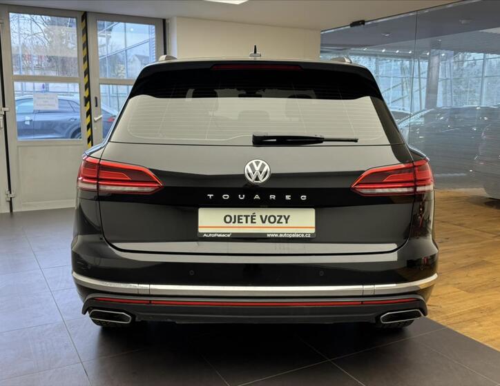 Volkswagen Touareg 5