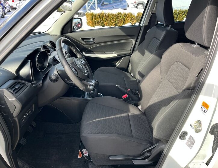 Suzuki Swift Hatchback 1,2 l 61 kw