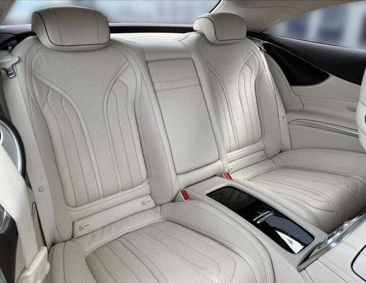 Mercedes-Benz Třídy S Kupé 4,7 l 335 kw