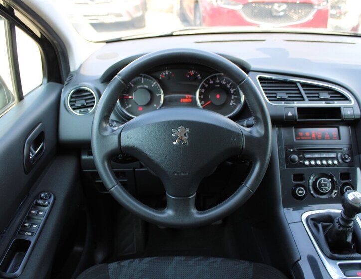 Peugeot 3008 MPV 1,6 l 80 kw