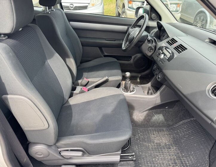 Suzuki Swift Hatchback 1,3 l 67 kw