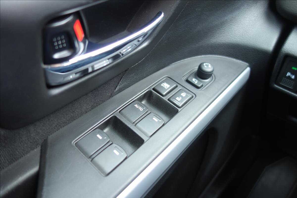 Suzuki S-Cross SUV 1,4 l 103 kw