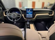 Volvo XC60 SUV / Terénní 2,0 l 184 kw