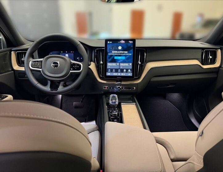 Volvo XC60 SUV / Terénní 2,0 l 184 kw