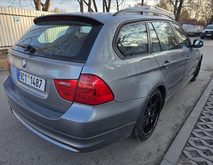 BMW Řada 3 Kombi 2,0 l 105 kw