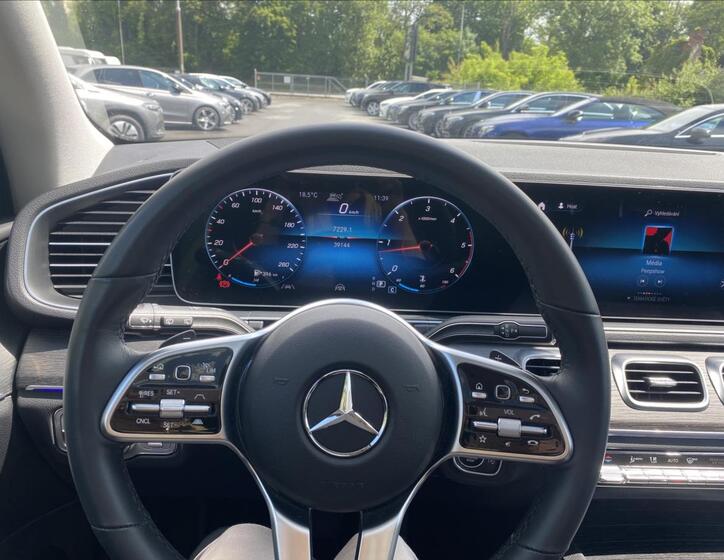 Mercedes-Benz GLE 11