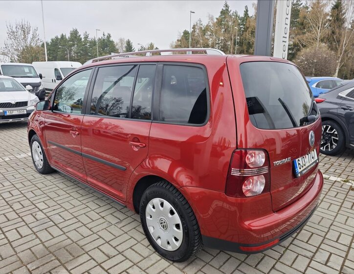 Volkswagen Touran MPV 1,4 l 103 kw