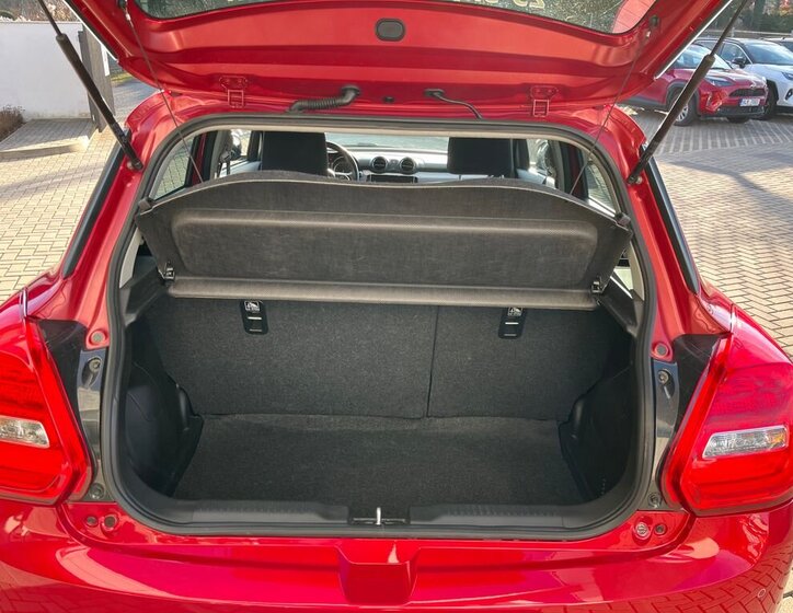 Suzuki Swift Hatchback 1,2 l 61 kw