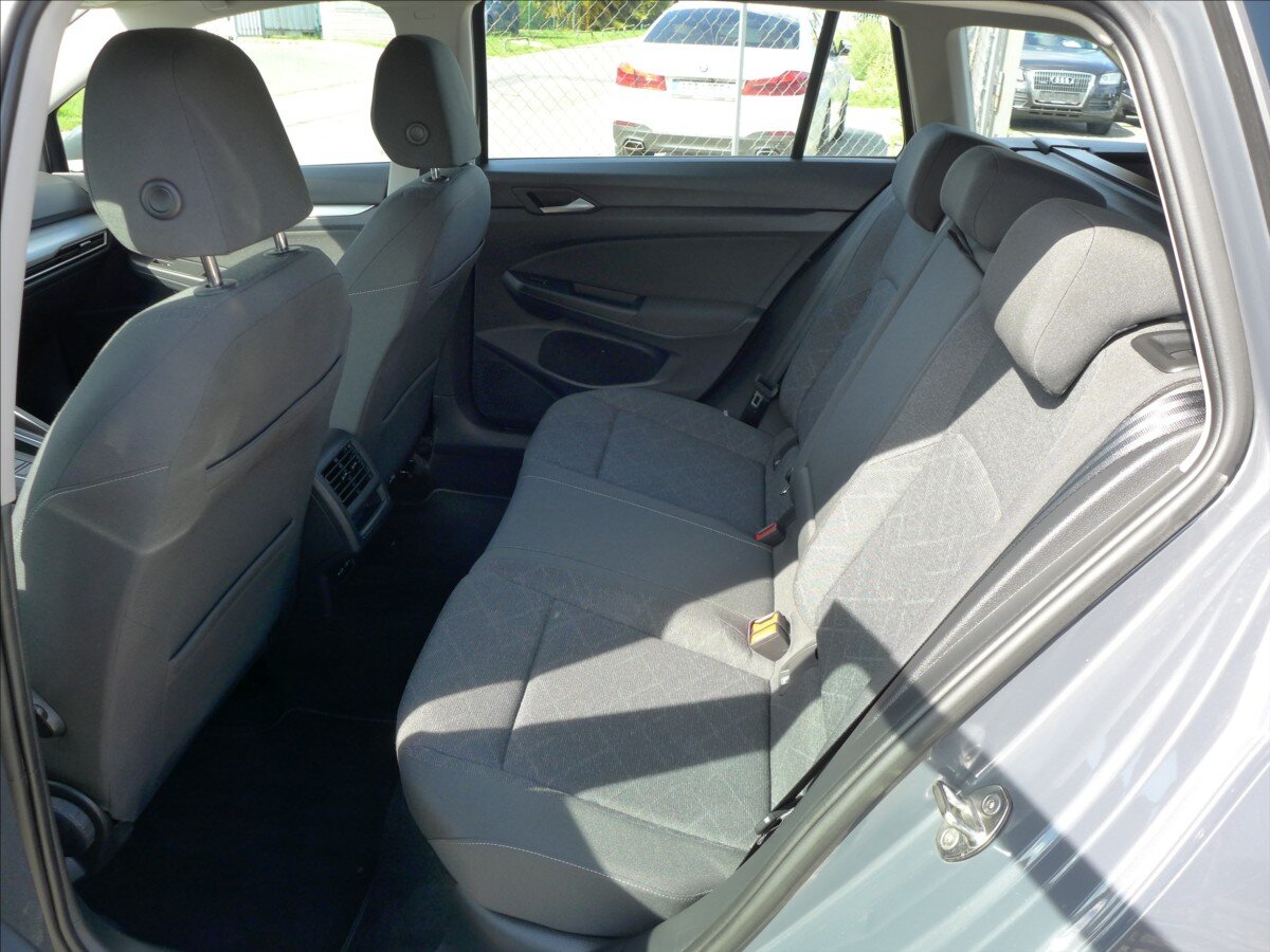 Volkswagen Golf Kombi 2,0 l 85 kw