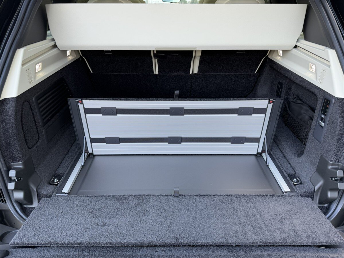 Land Rover Range Rover SUV / Terénní 4,4 l 390 kw