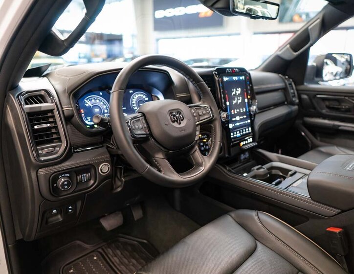 Dodge RAM Pick-up 5,7 l 291 kw