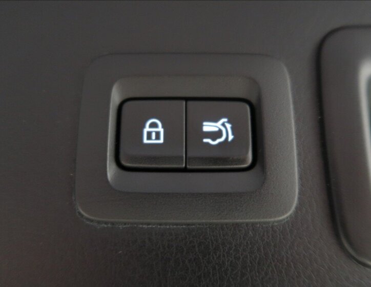 Mazda CX-30 SUV / Terénní 2,0 l 90 kw