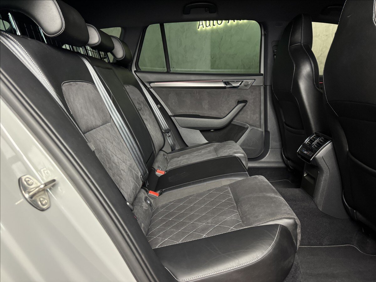 Škoda Superb Kombi 1,4 l 160 kw