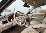 Volvo XC70 Kombi 2,4 l 151 kw