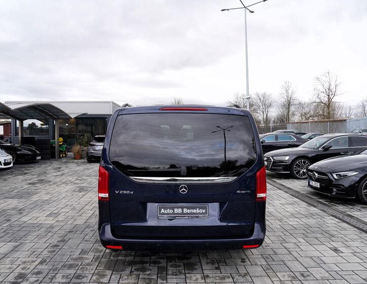 Mercedes-Benz Třídy V 5