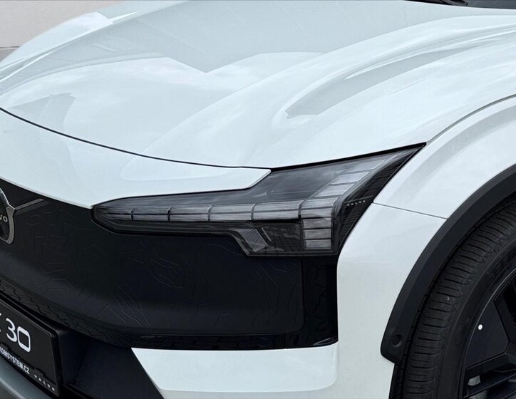 Volvo EX30 SUV 0,0 315 kw