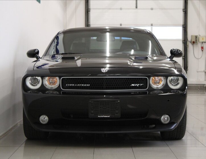 Dodge Challenger 2