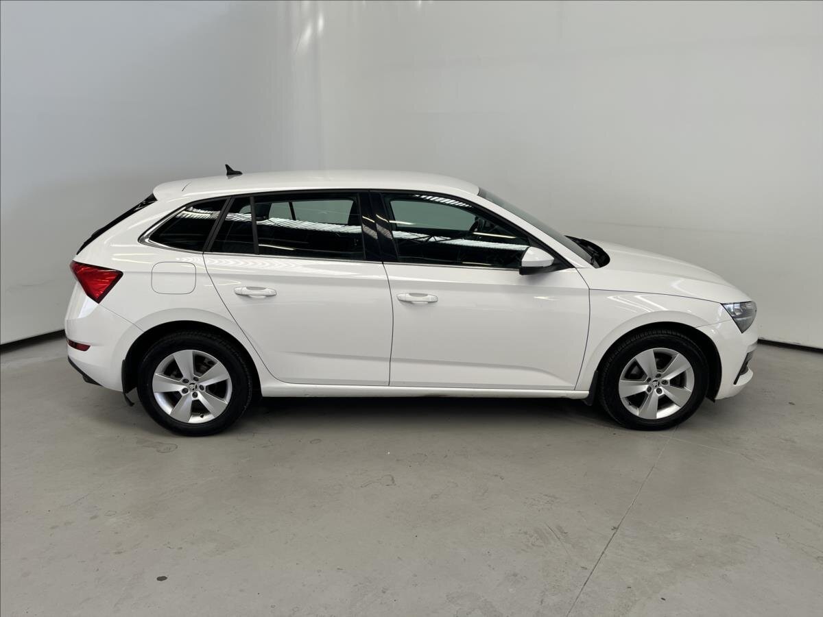 Škoda Scala Hatchback 1,6 l 85 kw