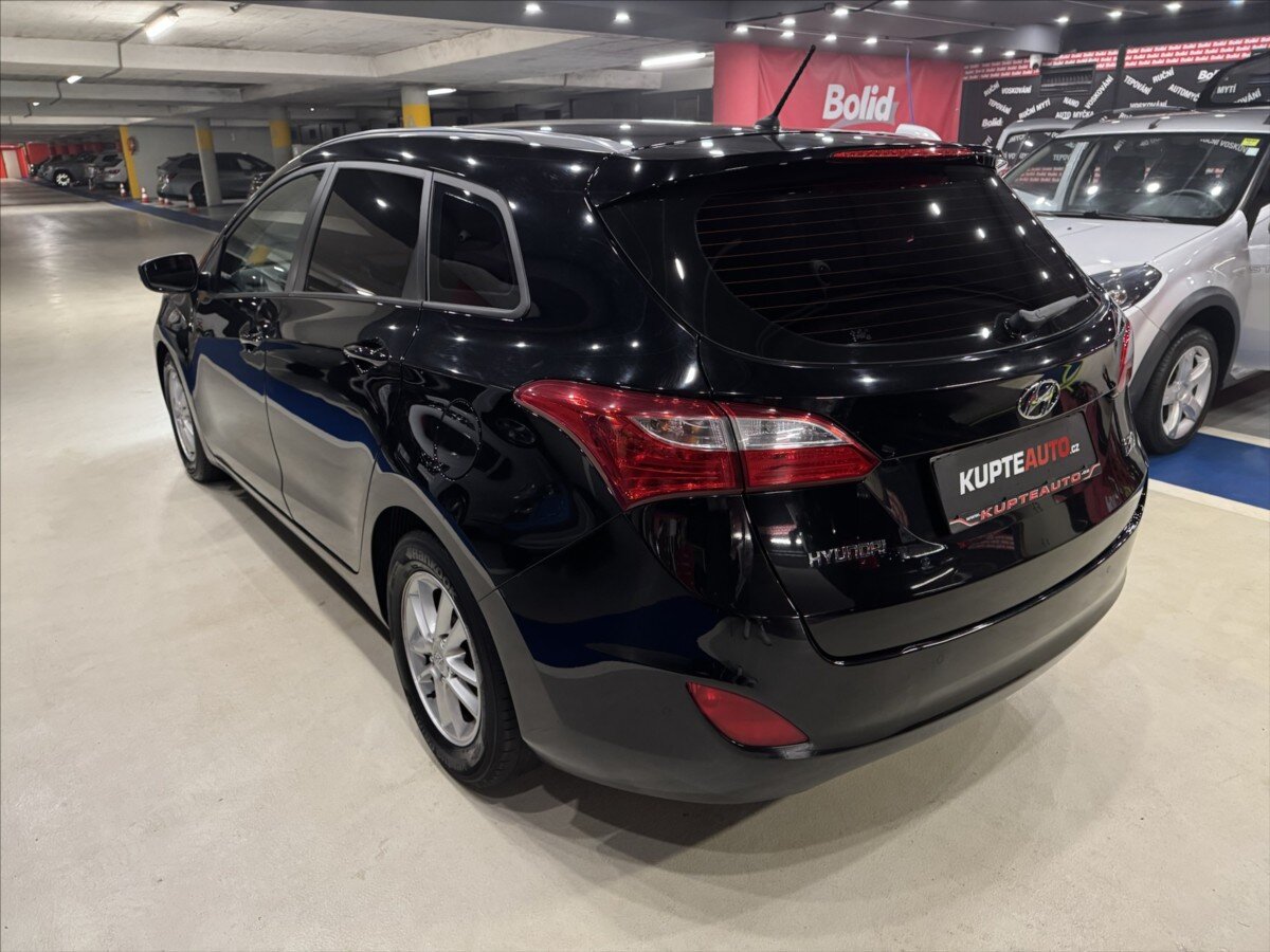 Hyundai i30 Kombi 1,6 l 81 kw