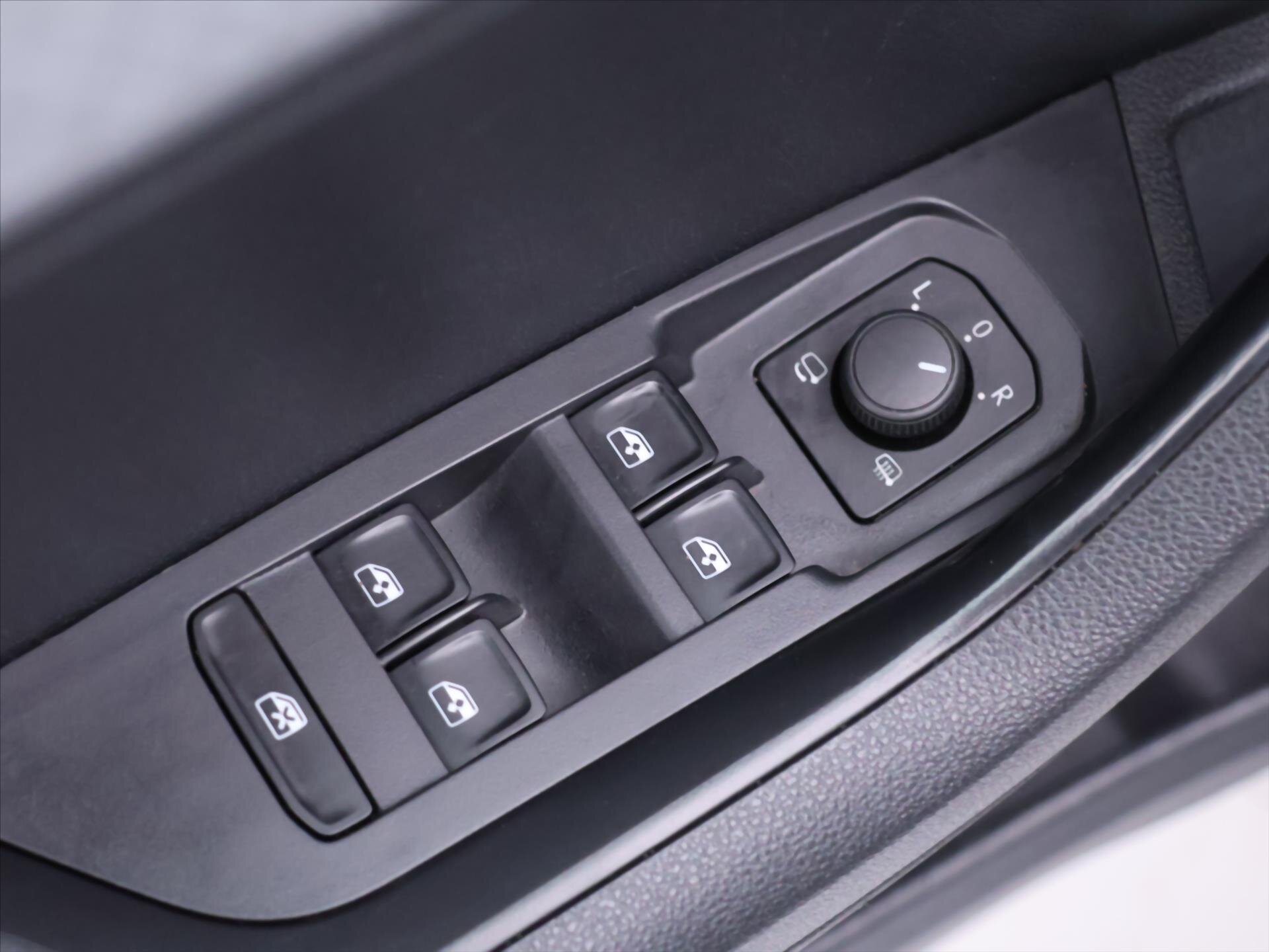 Škoda Karoq SUV 2,0 l 110 kw