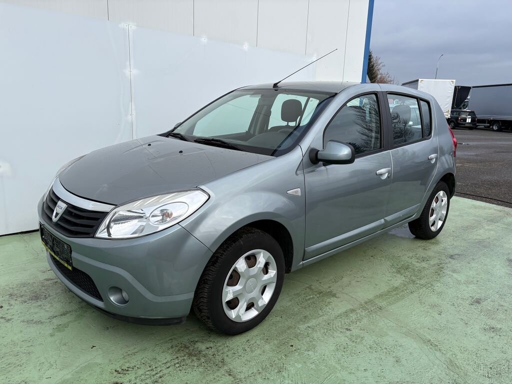 Dacia Sandero Hatchback 1,6 l 64 kw
