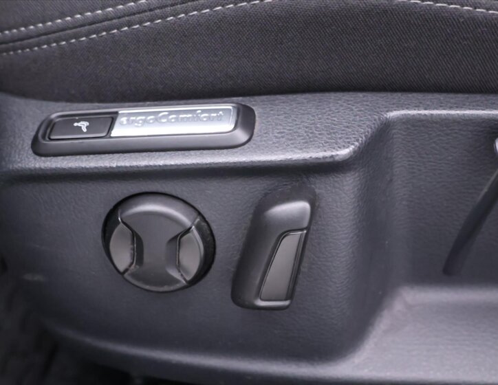 Volkswagen Passat Kombi 1,5 l 373 kw