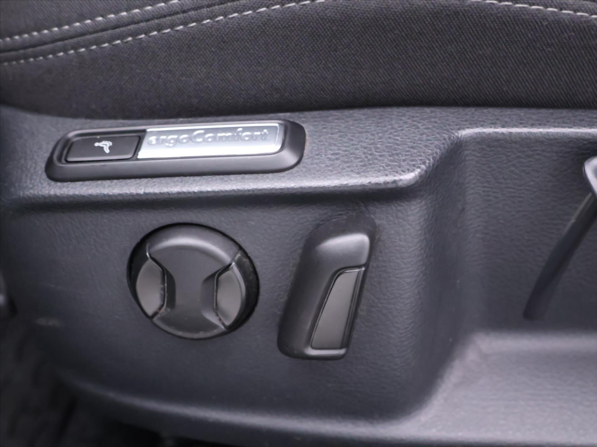 Volkswagen Passat Kombi 1,5 l 373 kw