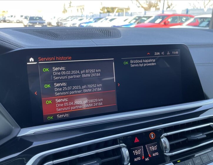 BMW X7 SUV / Terénní 3,0 l 195 kw