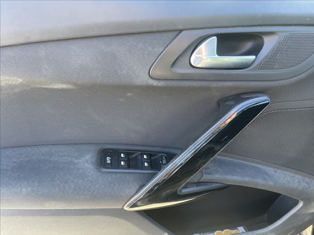 Peugeot 508 Kombi 2,0 l 133 kw